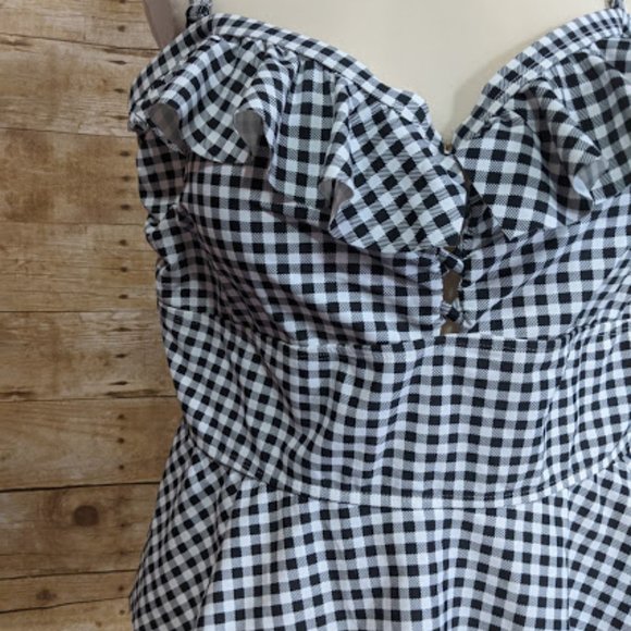 TORRID Gingham Tankini Top 4X NWT - Picture 4 of 8